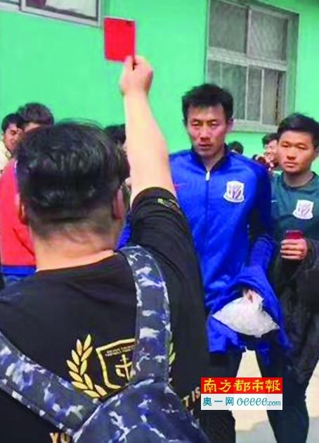 所以，沃尔特的如意算盘，就是能够将王冬雪收入囊中，然后再消化掉她所掌握的帝豪集团机密信息。